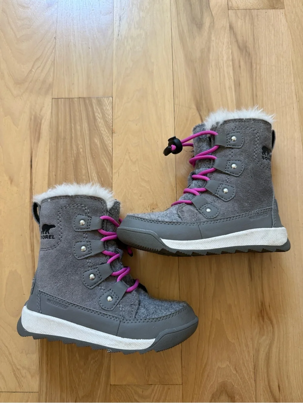 Sorel Youth Whitney II Joan Lace Insulated Winter Boots Gray Pink Size 9 girls